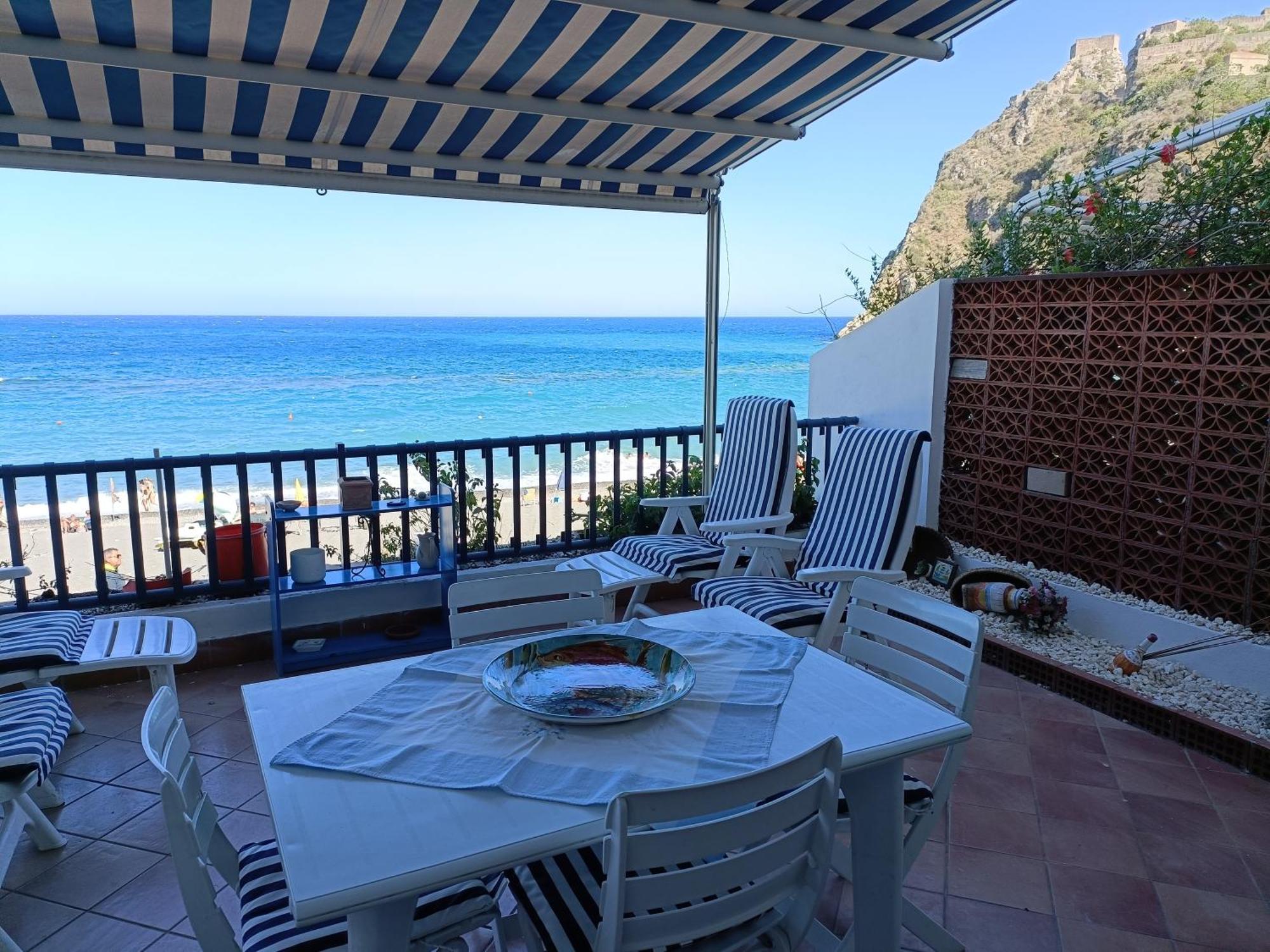Casa Vacanze Margarita Sant'Alessio Siculo Exterior photo