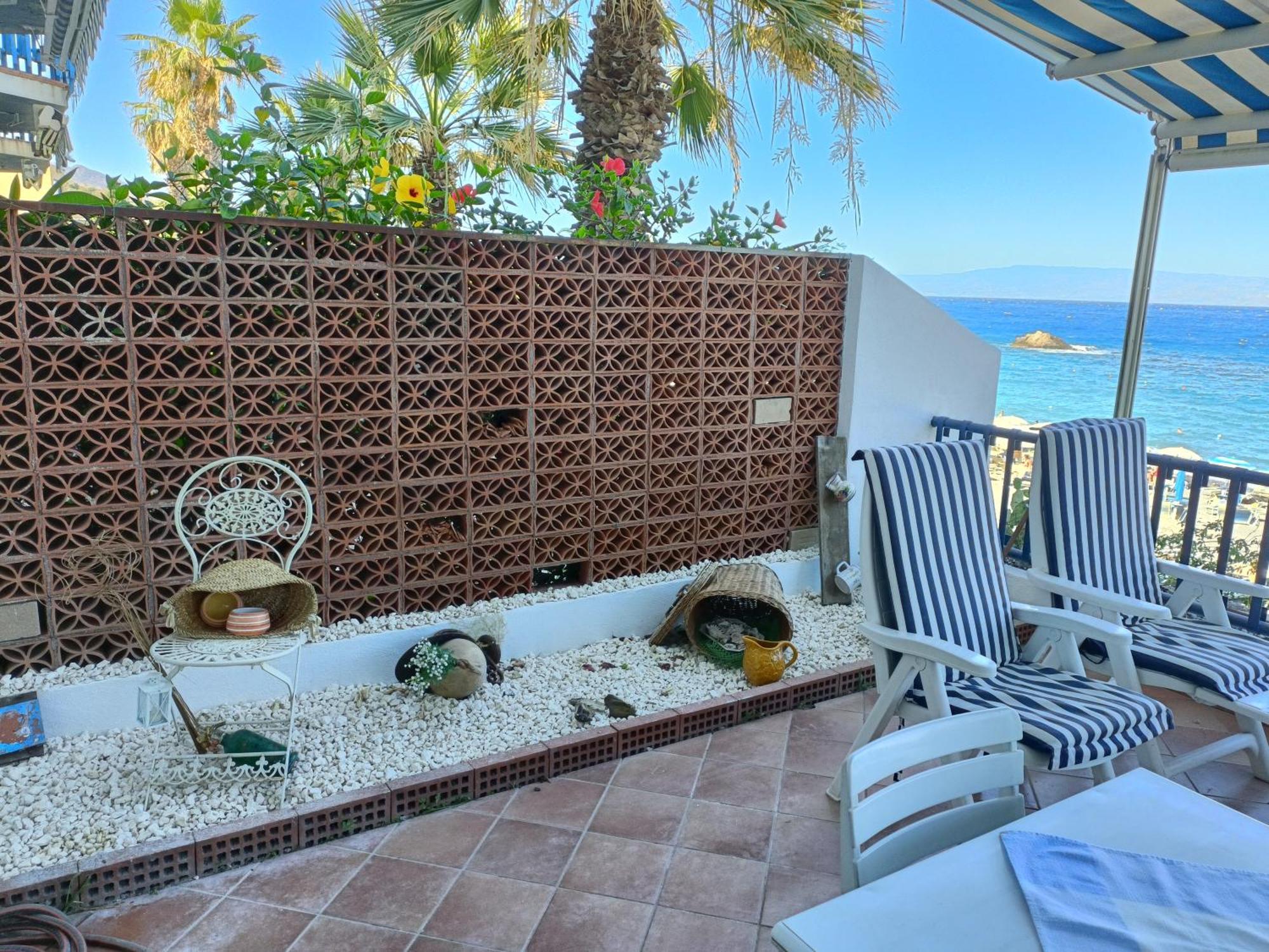 Casa Vacanze Margarita Sant'Alessio Siculo Exterior photo